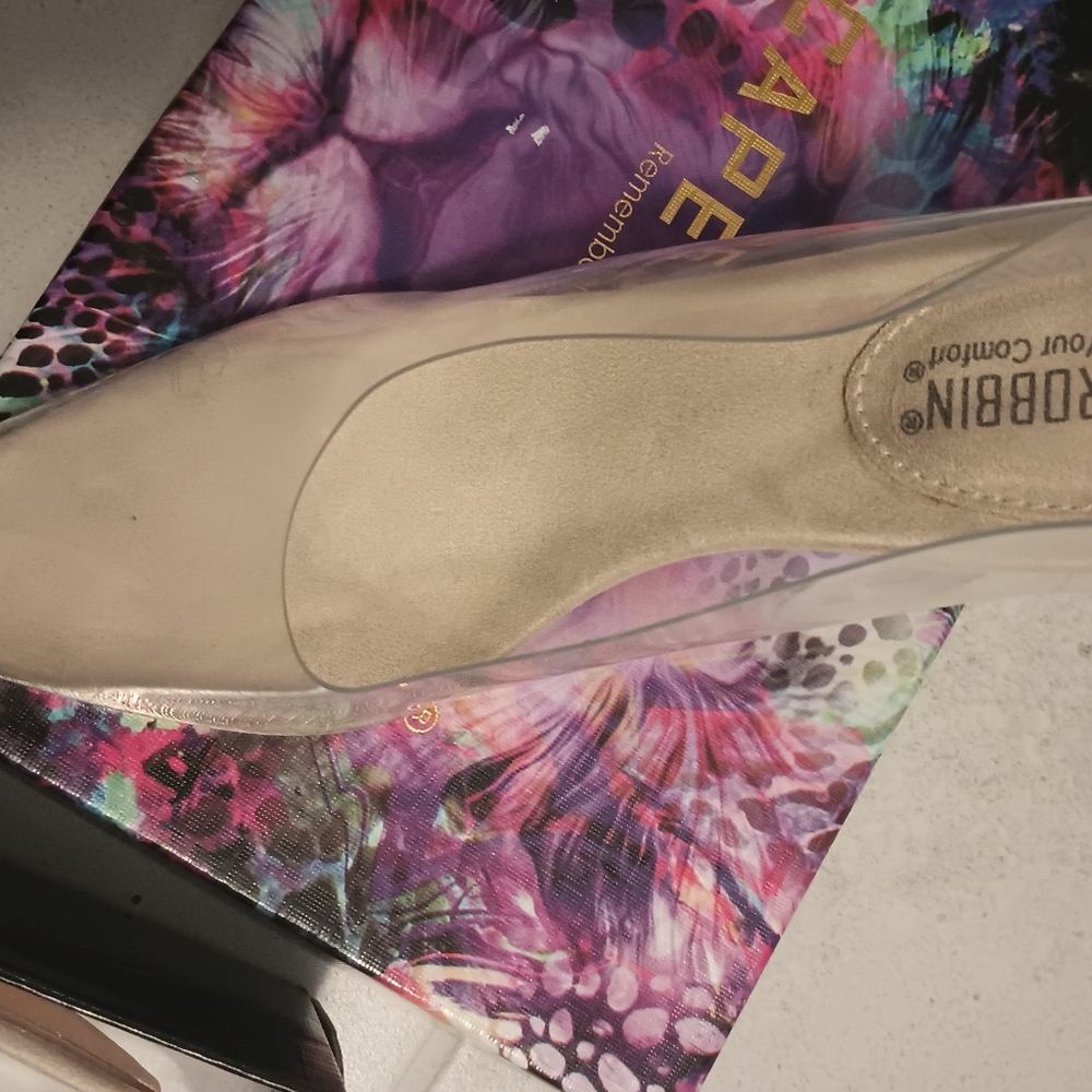 Clear Plastic Pumps - image 3